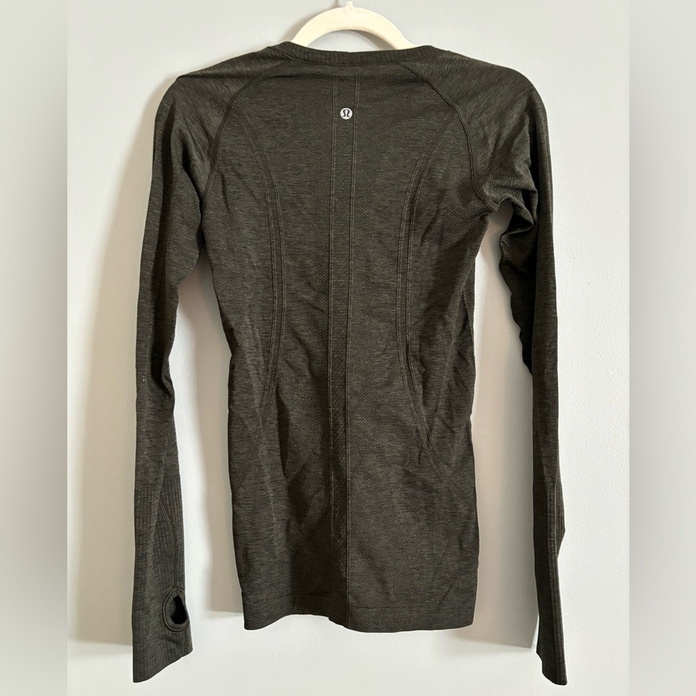 Lululemon swiftly long sleeve - army green